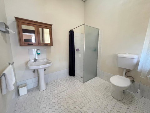 Princes Lodge Motel - Accommodation Gladstone 1