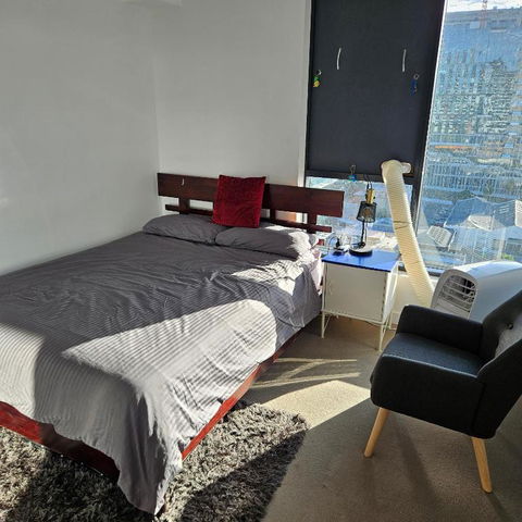 Private Bedroom & Bathroom In Shared Inner Brisbane Apartment - Accommodation Gladstone 3