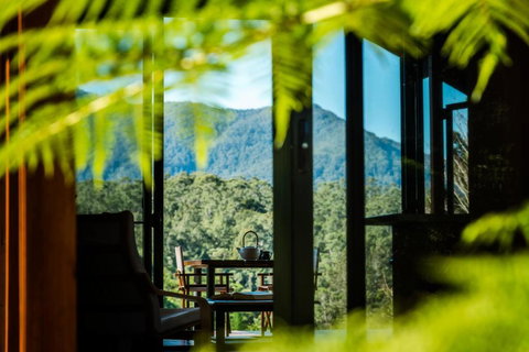 Promised Land Retreat - Accommodation Gladstone 2