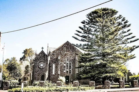 Province - Accommodation Gladstone 2