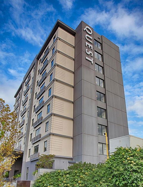 Quest Mascot - Accommodation Gladstone 2