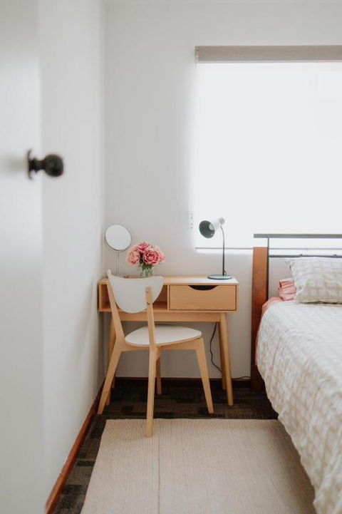 Quiet Corner Sleeps 4, Near Perth & Fremantle - Accommodation Gladstone 1