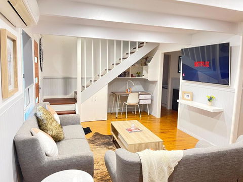 Quiet, Cozy And Calm 3 Bedroom House. - Accommodation Gladstone 0