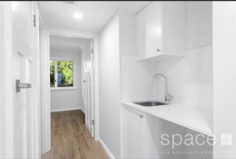 Quintessential Oceanview Apartment In Cottesloe - Accommodation Gladstone 0