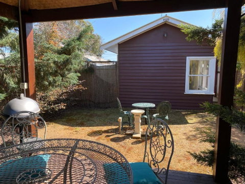 R&R Blue Diamond Luxury Studio Maryborough, Vic - Accommodation Gladstone 0