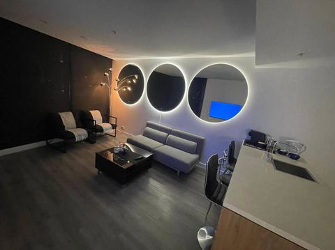 Radiance Residence RnR - Accommodation Gladstone 3