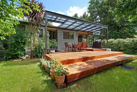 Rail Trail Cottage - Bright - Accommodation Gladstone 0