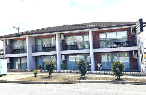 Rainbow Motel Queanbeyan - Accommodation Gladstone 2