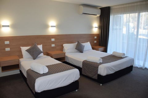 Rainbow Motel Queanbeyan - Accommodation Gladstone 0