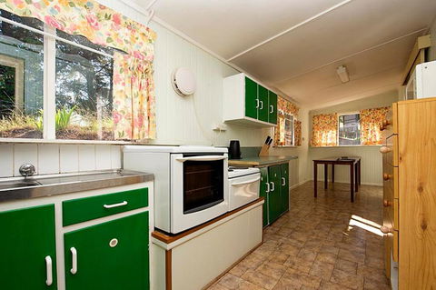 Rainbow Pines Tourist Caravan Park - Accommodation Gladstone 2