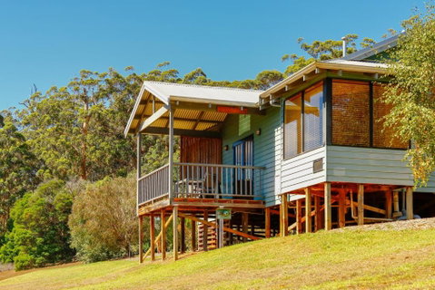 Rainbow Trail Chalets - Accommodation Gladstone 3