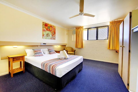 Raintree Motel - Accommodation Gladstone 2