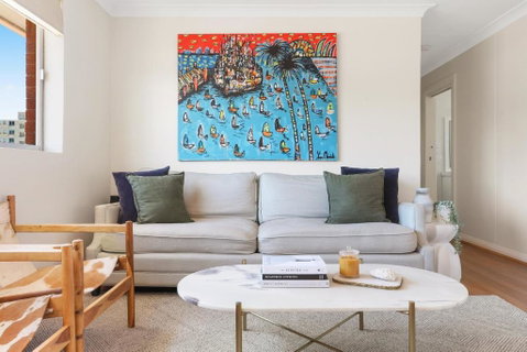 Randwick L 3 Bedroom Apartment + Parking - Accommodation Gladstone 1