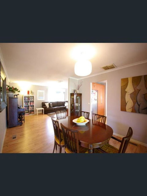 Ravenhill House - Accommodation Gladstone 0