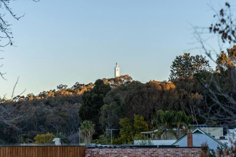 Read Place Retreat - Accommodation Gladstone 3