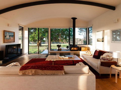 Red Hill Ridge - Accommodation Gladstone 2