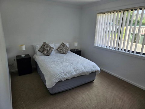 Quintet 1 155 - Accommodation Gladstone 2
