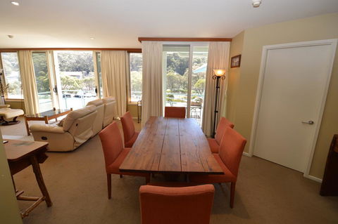 Aspect 2 - Accommodation Gladstone 2