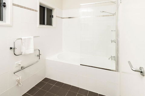 Aspect 2/8a Poly Cow Lane - Accommodation Gladstone 2