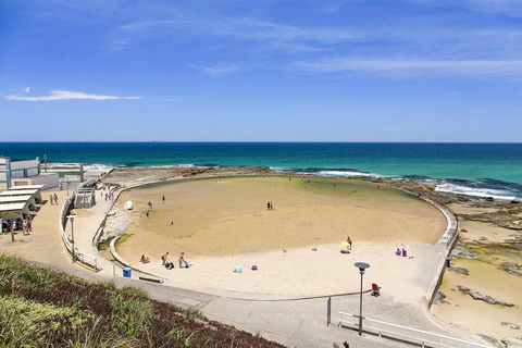 Astra Apartments Newcastle - Accommodation Gladstone 2