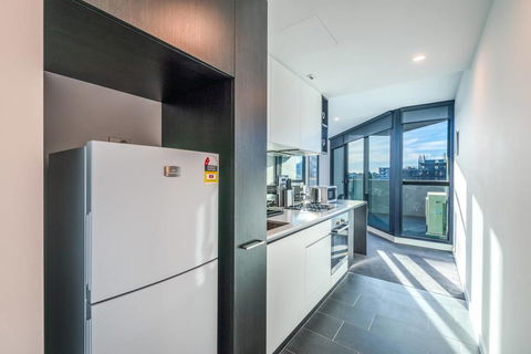 Astrina Box Hill 2 Bed Apartment - Accommodation Gladstone 1