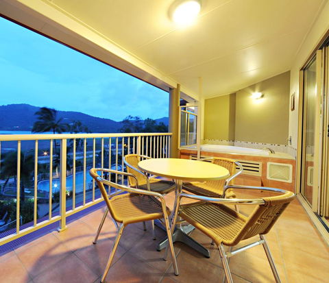 At Boathaven Bay Holiday Apartments - Accommodation Gladstone 3