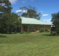 At HOME on HOLMES - Accommodation Gladstone