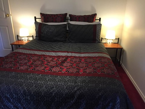 Auburn Hideaway Clare Valley - Accommodation Gladstone 3