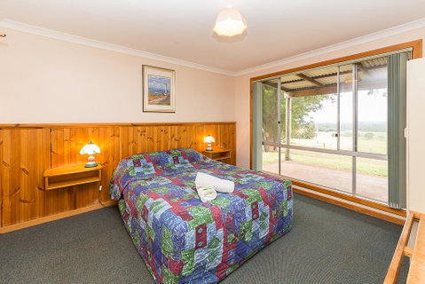 Augusta Sheoak Chalets - Accommodation Gladstone 1