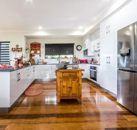 Austinmer - Cannonvale - Accommodation Gladstone