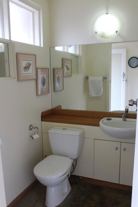 Australian Home Away @ Richmond - Accommodation Gladstone 1