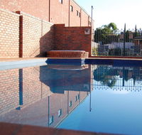 Australian Settlers Motor Inn - Accommodation Gladstone