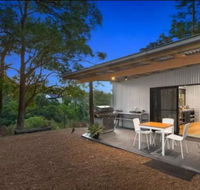 Avoca Beach and Bush - Accommodation Gladstone