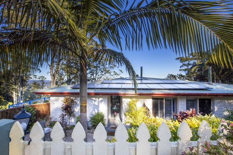 Avocado Sunset Bed & Breakfast - Accommodation Gladstone 2