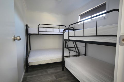 Avondel Caravan Park - Accommodation Gladstone 2