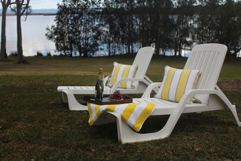 B & B On The Water - Accommodation Gladstone 1