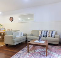 B2 Broadway Abode close to Swan River UWA  Hospitals - Accommodation Gladstone
