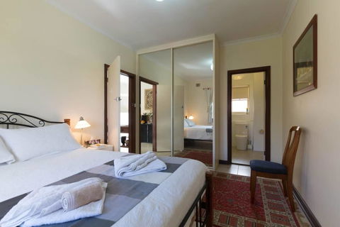B9 Close To UWA, Swan River, Cafes And The New Children's Hospital - Accommodation Gladstone 0