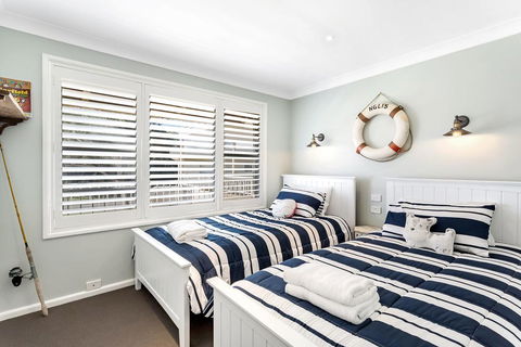 Bagnall Avenue, 1 - Accommodation Gladstone 3