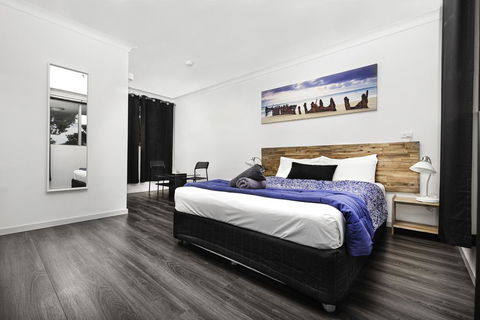 Bald Hills Motel - Accommodation Gladstone 3