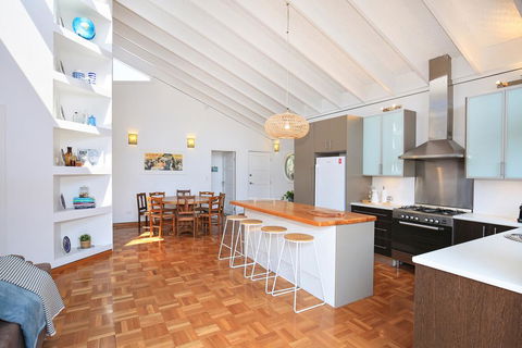 Balena @ Culburra - Pet Friendly - 1 Min Walk To Beach - Accommodation Gladstone 2