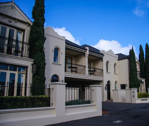 Banyan Place - Accommodation Gladstone 2