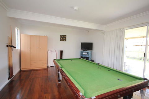 BANYANDAH 557 Ocean Drive NH - Accommodation Gladstone 2