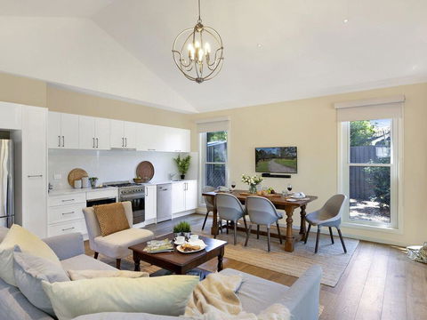 Banyula Annex - Stylish And Contemporary Retreat - Accommodation Gladstone 1