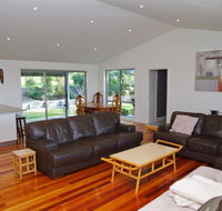 Banyula 103 Neville Morton Drive - Accommodation Gladstone