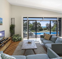 Barefoot Bungalow - Castaways Beach - Accommodation Gladstone