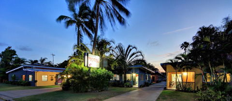 Bargara Gardens Boutique Villas - Accommodation Gladstone 0
