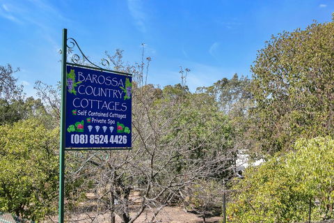 Barossa Country Cottages - Accommodation Gladstone 0