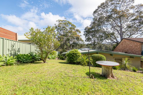Batehaven Beach House - Accommodation Gladstone 2