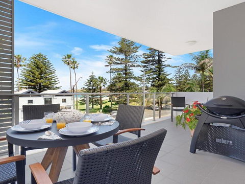 Bathers At The Beach - Across From Surf Beach - Accommodation Gladstone 0
